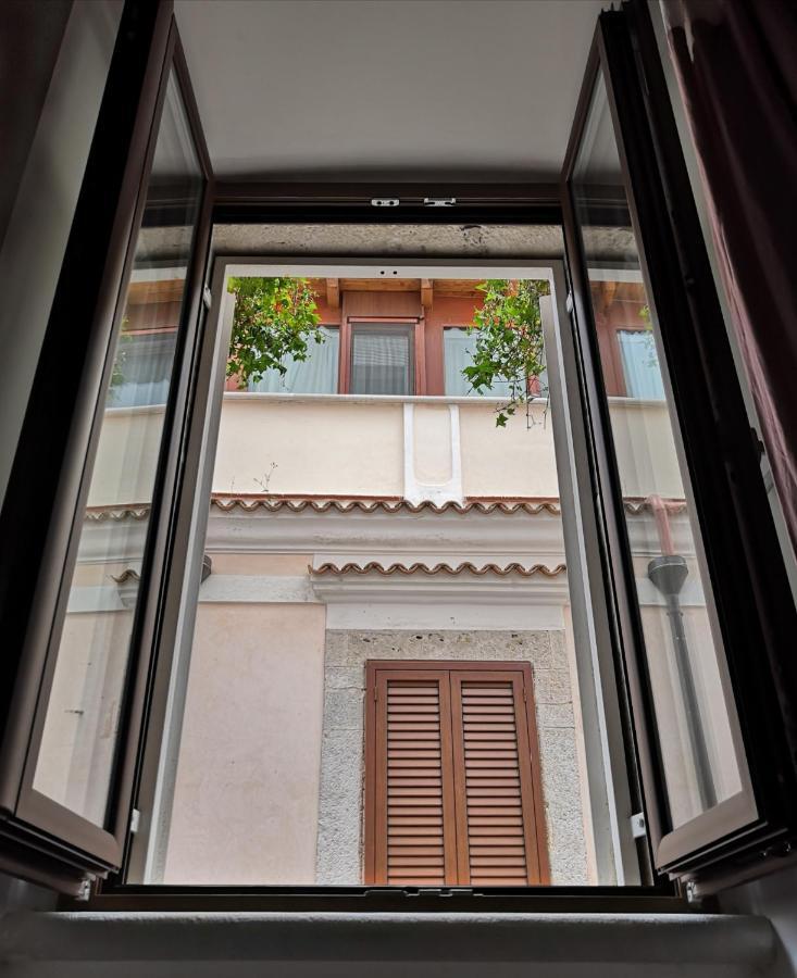 Redmood Guesthouse Barletta Exteriör bild
