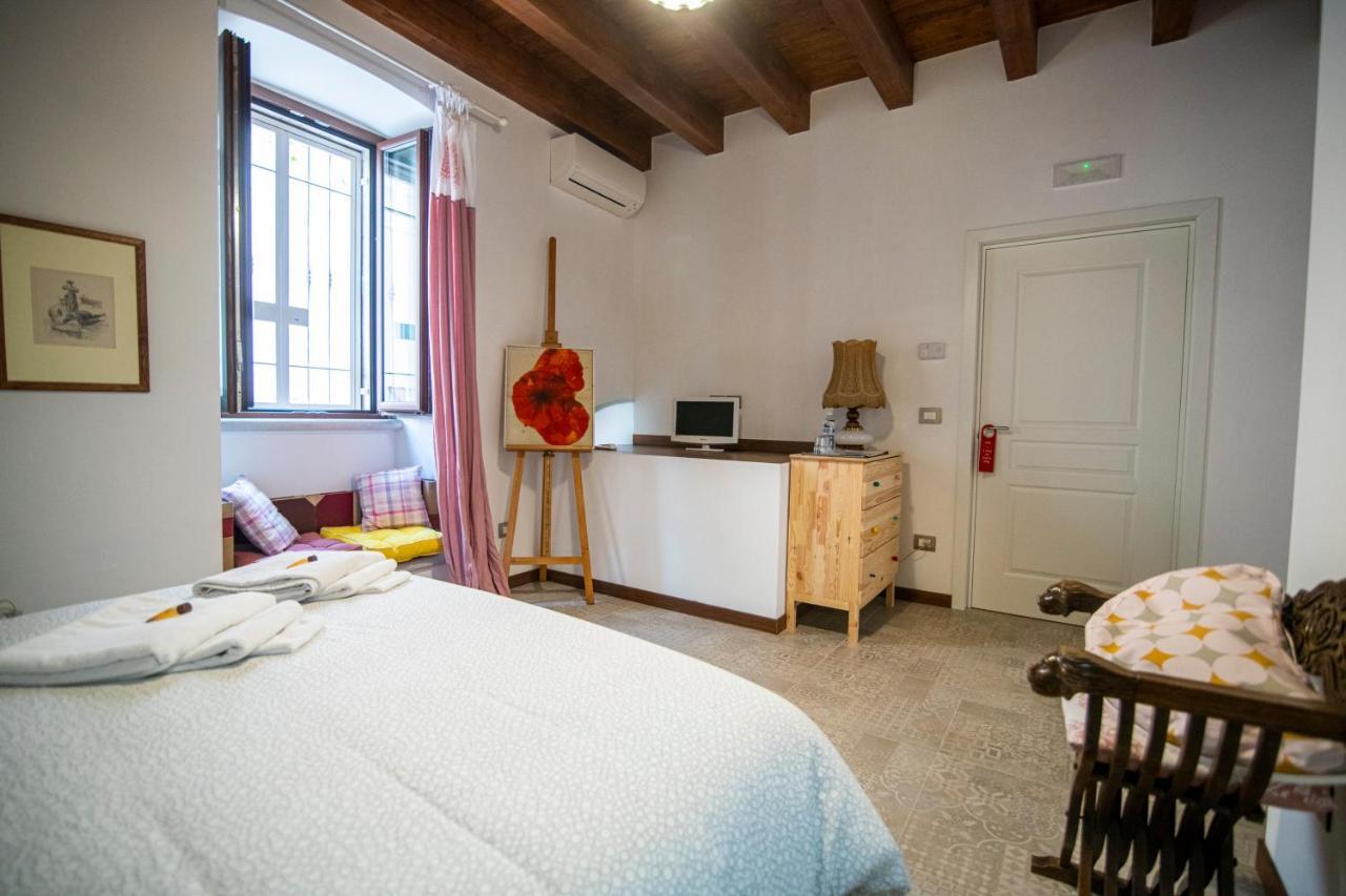 Redmood Guesthouse Barletta Exteriör bild